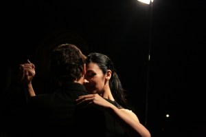 tango_dancers